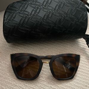 Oakley Women Side Swept Sunglasses, Excellent condition. Retail $221.
